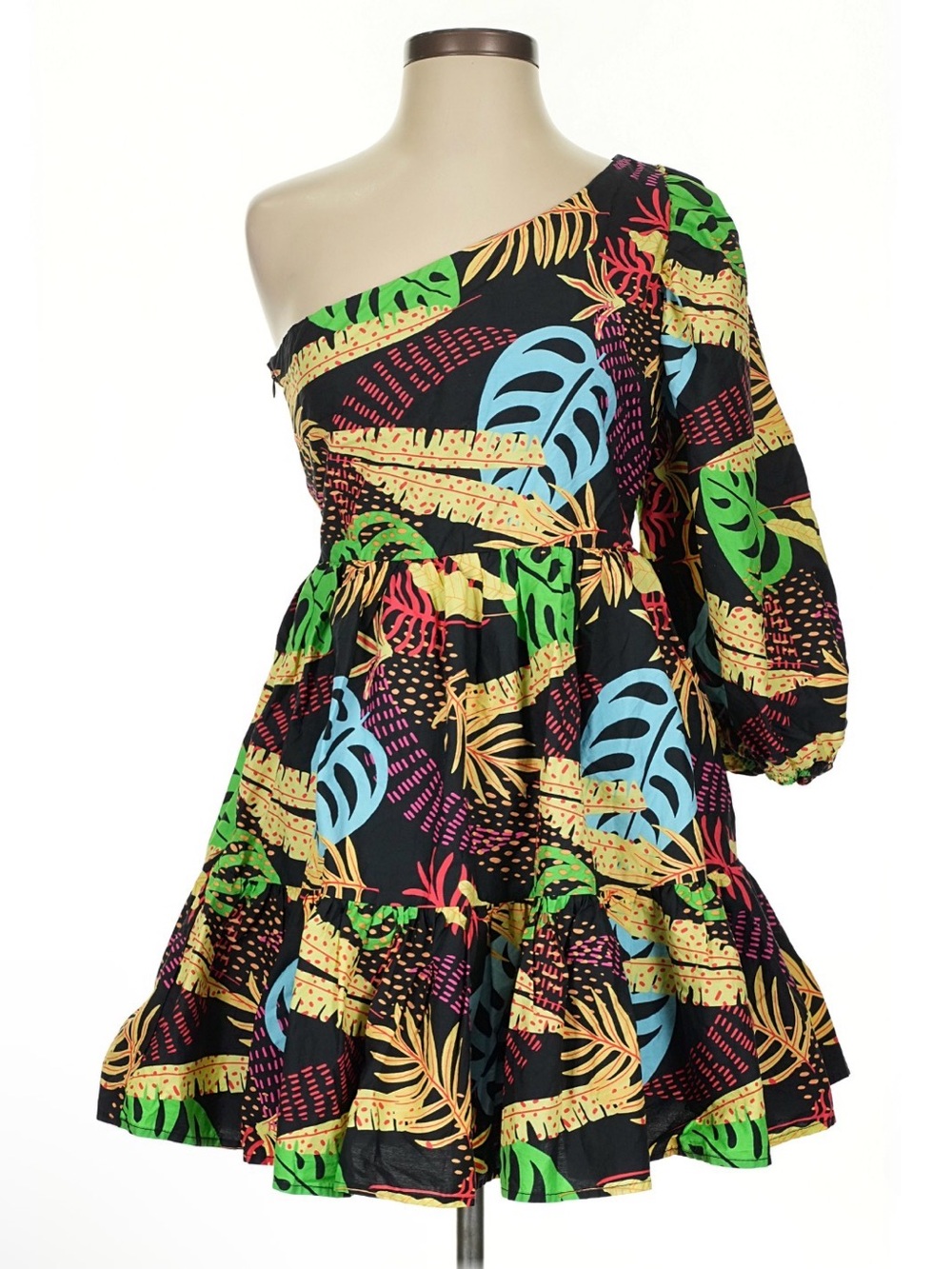 One-Sleeve Tropical Print Ruffle Dress